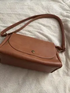 合皮ブラウンショルダーバッグ