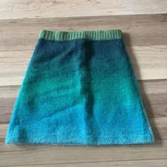 手編みオーバースカート