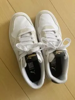 【美品】PUMA ホワイト スニーカー