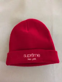 supreme ニット帽 赤色 ロゴ入り