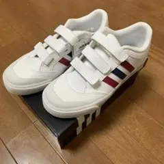 adidasアディダス レディーススニーカー