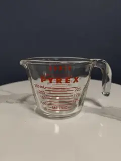 マ*ビ様 PYREX メジャーカップ 250ml ブルー MADE IN USA - メルカリ