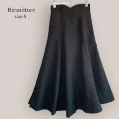 リランドチュールRirandture✨美品✨ロングフレアスカート　エンボス加工