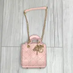 Item thumbnail for item ef37bda2-a76e-4e77-bfb5-f1e654079acd