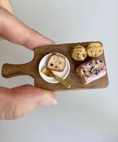 ミニチュアスイーツ　パウンドケーキとチョコチップマフィンのセット