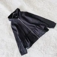 美品 《アミュレット》 (L) ジップアップペプラムパーカー 大人カジュアル