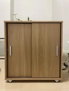 収納　スリムラック