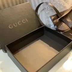 GUCCI ブラウンサテンリボン付空き箱美品11、8**9**3，4センチ