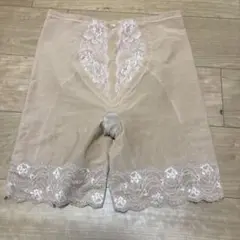 Item thumbnail for item 6eb7dd95-65c3-4a1b-aec0-5d42e8a62eb8