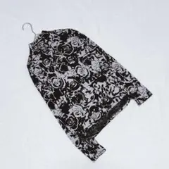 KN0253【ジョルジュレッシュ】カットソー【36】花柄 バラ ハイネック 白黒