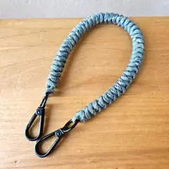 パラコード　ショートストラップ　スマホアクセサリー　ハンドメイド