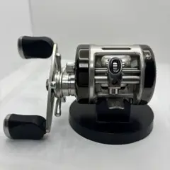 a*i様 ※特別値下げスタート　★RYOBI VARIUS F200 リール未使 RYOBI リョービ オールド VARIUS バリウス F200 スペクトル
