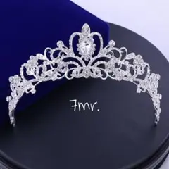 新品❀ティアラ アクセサリー ブライダル 結婚式 髪飾り ウェディング