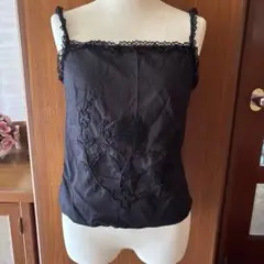 未使用 香港インポート 黒刺繍 キャミソール