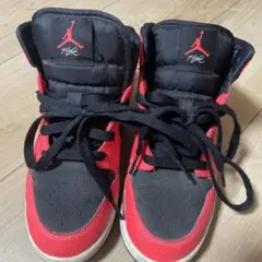 Jordan キッズシューズ レッド/ブラック ハイカット23cm