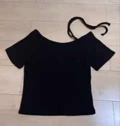 リブ　オフショルダーTシャツ　黒