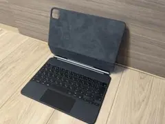 【美品】iPad Pro11インチ マジックキーボード A2261