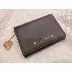 ジルスチュアート 韓国 財布