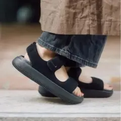 新品未使用◎ NIKE W CALM SANDAL 23センチ
