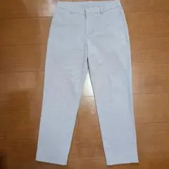 UNIQLO / ライトグレー スリムフィットパンツ