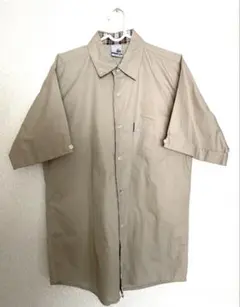 Stussy ベージュ 半袖シャツ　Mサイズ