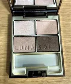 Item thumbnail for item a42e1ec7-1fe7-4d94-8e69-484ce0e919a6