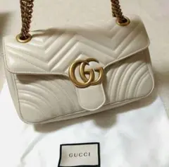 ぺ*ぺ様 GUCCI ホワイト キルティング ハンドバッグ GUCCI ホワイト キルティング ハンドバッグ - メルカリ