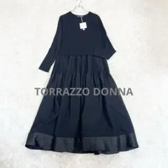 未使用♡TORRAZZO DONNAタックフレアワンピース　切り替えシアーニット