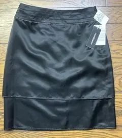 黒 タイトスカート ウエスト装飾付き　未使用　美品