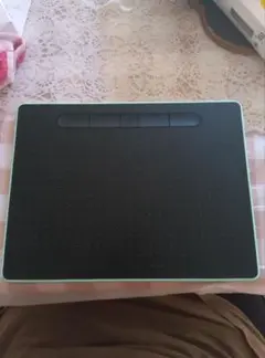 Wacom Intuos ペンタブレット 中型 本体