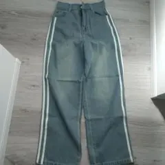 レディース　デニムパンツ