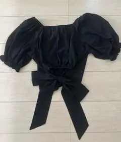 ショートブラウス