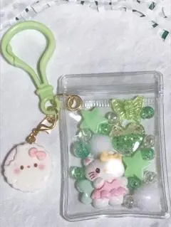 キャンディーバッグキーホルダー ねこ 薄グリーン系