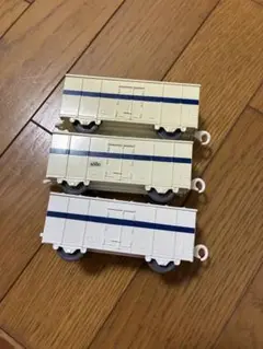 Item thumbnail for item 7f2b6658-2fbb-421e-97d1-75b3adf6e764