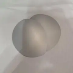 胸元 ブラ パット