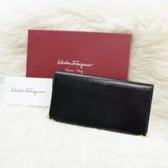 ✨未使用展示品 カード付き✨ Ferragamo 長財布 金具 折りたたみ