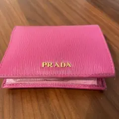 プラダ財布難あり