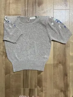 MIDINETTE テープヤーン サマーニット ベージュ 袖に花柄 リボン