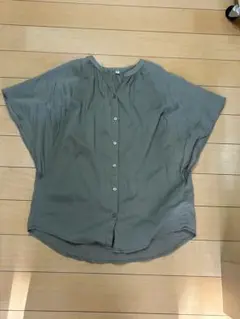グレー 半袖シャツ Mサイズ