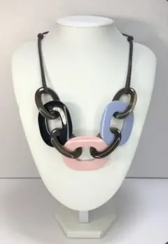 HERMESバッファローホーンカランバ チョーカー