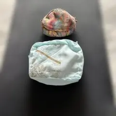 化粧ポーチ二つ