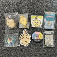 ちいかわ　うさぎ　8点セット　ステッカー、キーチャーム、缶バッジ、轟