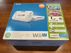 WiiU ファミリープレミアムセット +Wii fit U 32GB おまけ付