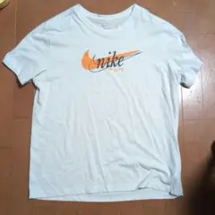 ナイキ白Tシャツnike