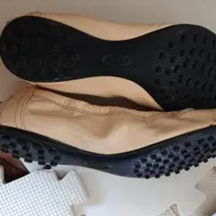 TOD'S ベージュ バレエシューズ サイズ不明 全長 約26cm