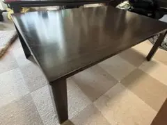 ニトリの折りたたみuvテーブル