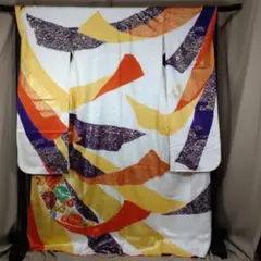 034-a着物 振袖 金彩 駒刺繍