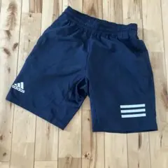 adidas ネイビー ショートパンツ 3本ライン