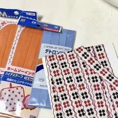 オレンジと水色のバイアステープ（３個）／刺繍花柄リボンの４点セット