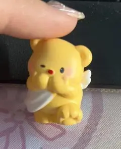 天使の羽のイエロークマフィギュア